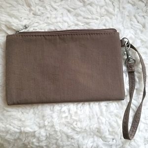 Baggallini Wristlet RFID Blocking Technology